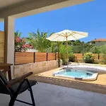 Lojena, Luxury With Jacuzzi Id 112 Apartman *