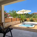 Apartman Lojena, Luxury With Jacuzzi Id 112
