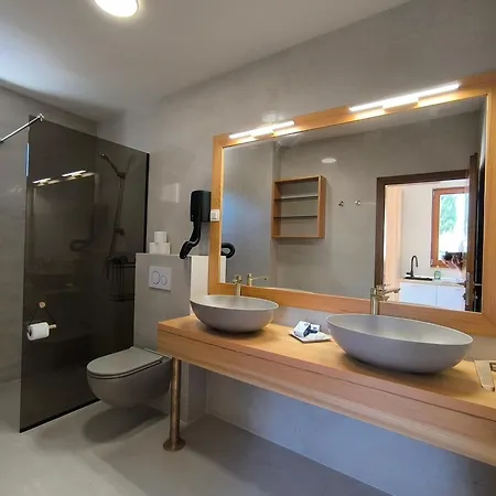 Lojena, Luxury With Jacuzzi Id 112 Apartment
