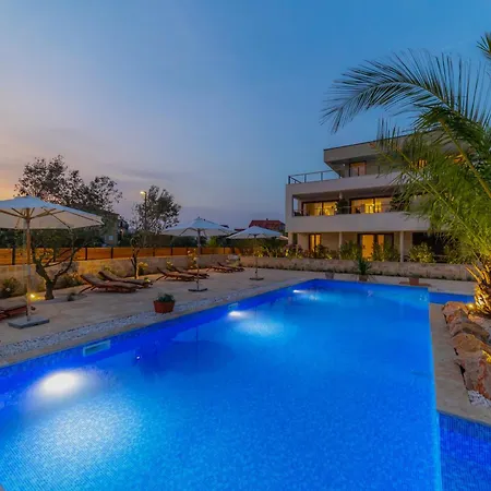 Apartment Lojena, Luxury With Jacuzzi Id 112 *