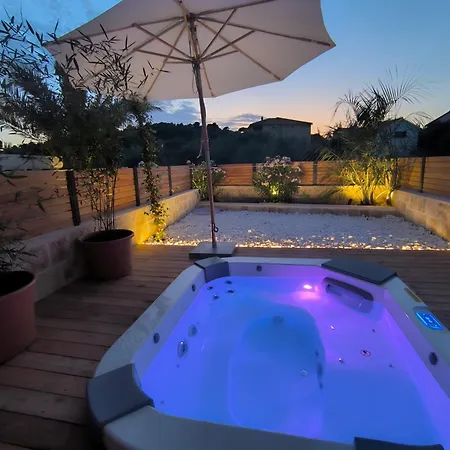 Lojena, Luxury With Jacuzzi Id 112 Apartment Murter
