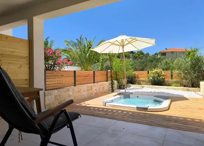 Appartement Lojena, Luxury With Jacuzzi Id 112