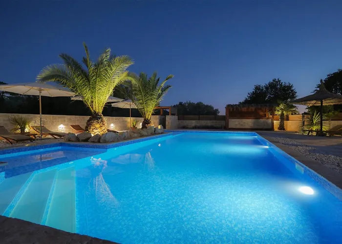 Апартаменты Lojena, Luxury With Jacuzzi Id 112 *