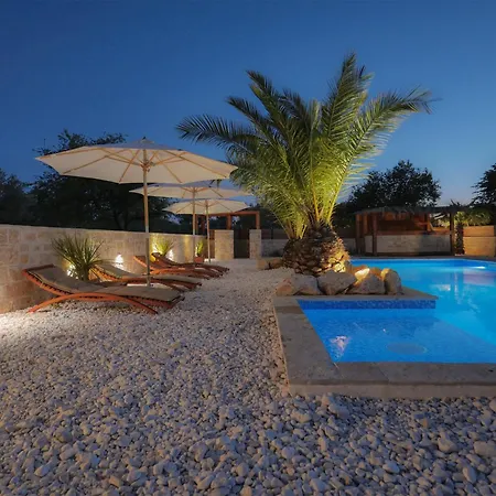 Lojena, Luxury With Jacuzzi Id 112 Apartamento *